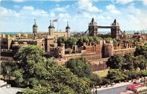 BR25085 Tower and Tower Bridge London United Kingdom