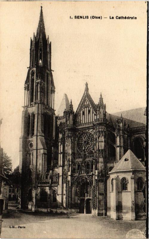 CPA SENLIS - La Cathedrale (291599)