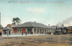 Oakland, CA Southern Pacific Co. Railroad Depot Train c1910s Vintage Postcard