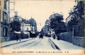 CPA Levallois Perret Rue Gravel (1315277)