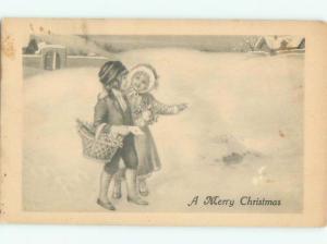 Pre-Linen Christmas GIRL AND BOY WALKING OUTSIDE AB5339