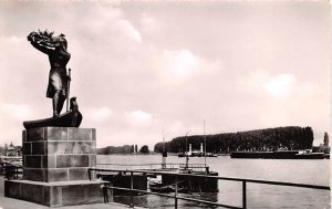 Hagendenkmal Worms am Rhein Germany 1957 