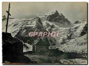 Postcard Dauphine Modern Surroundings of the Grave
