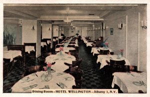 Albany, New York - Dining Room, Hotel Wellington - in 1948