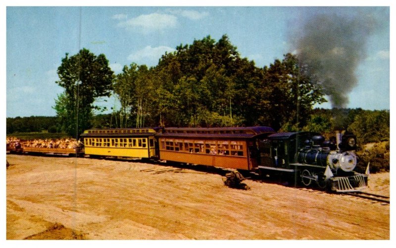 Massachusetts  Wakefield , Pleasure Island , Old Smokey train