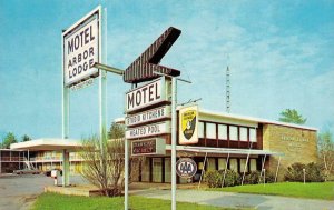 ANN ARBOR, Michigan MI    ARBOR LODGE MOTEL  Roadside  VINTAGE Chrome Postcard