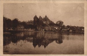 CPA COMBOURG Le Chateau et l'Etang (1251556)