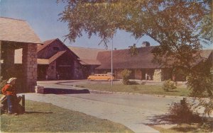 Postcard Arizona Grand Canyon Lodge North Rim 1953 occupation Roberts 23-9091