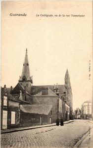 CPA GUERANDE Le Collegiale, vu de la rue Vannetaise (610927)