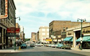 Fort Dodge Iowa IA Central Ave Coffee Shop Old Cars Postcard