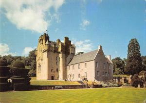 uk1675 crathes castle banchory kincardineshire scotland real photo uk