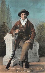 CALAMITY JANE GUN SHARP SHOOTER WESTERN COWGIRL GEN. CROOK'S SCOUT POSTCARD