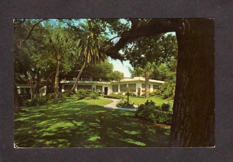 FL Siple's Siple Garden Seat Restaurant Clearwater Bay Florida Postcard