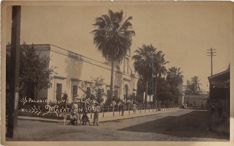 J26/ Foreign RPPC Postcard Mexico c1910s Mazatlan Palacio Municipal Building 286