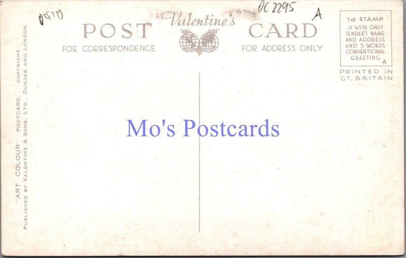 Scotland Postcard - Edinburgh, The Palace of Holyroodhouse  DC2295