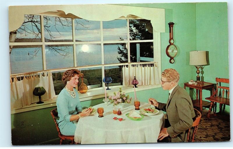 Country Surrey Inn Lakeside Dining Room Lake Gouldsboro PA Vintage Postcard D74