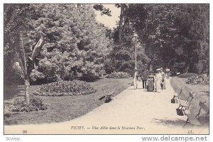 Une Allee Dans Le Nouveau Parc, Vichy (Allier), France, 1900-1910s