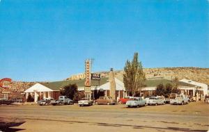 Rock Springs Wyoming Howards Cafe Street View Vintage Postcard K50770