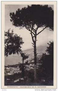 RP: Sorrento , Italy , 00-10s ; Panorama da S. Antonio