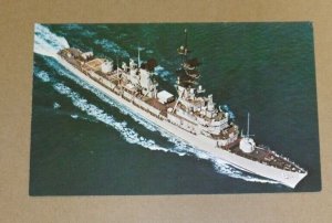 POSTCARD UNUSED - U.S.S. BARNEY (DDG-6) - GUIDED MISSLE DESTROYER