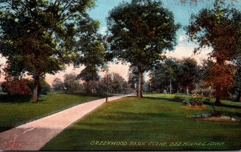 Iowa Des Moines Scene In Greenwood Park