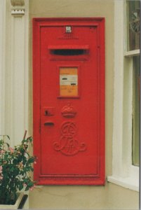 Royal Mail Postcard -Postbox, Edward VII Wallbox, Dorchester, Dorset RR17673