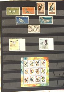 COLLECTION OF BIRDS MNH STAMPS FROM DIFF. COUNTRIES IN AN ALBUM - 210 STAMPS