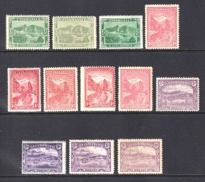 AUSTRALIA TASMANIA COLLECTION LOT MINT PICTORIALS 12 STAMPS YOU IDENTIFY & GRADE