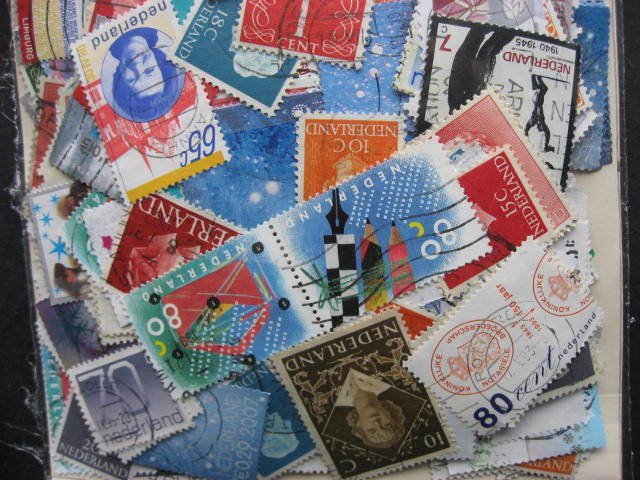 Netherlands colossal mixture(duplicates,mixed cond)2000 15%comems,15%xm,70%defin