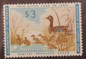 Scott RW28 1961 $3.00 Duck Stamp MNH Nice Stamp SCV - $95.00