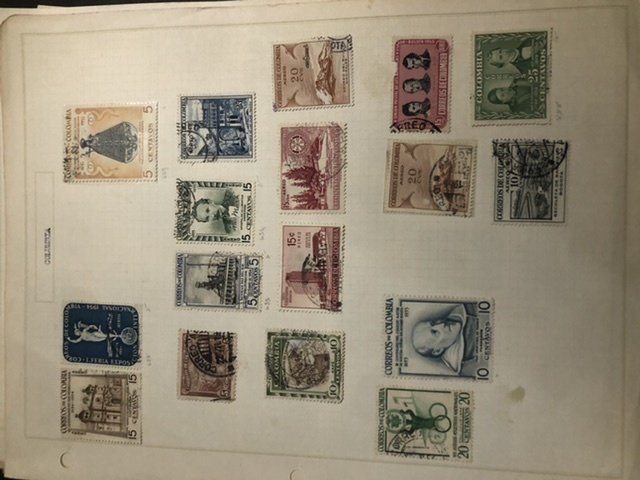 W.W. Stamps In Glassine’s & On Pages Lots Of VERY OLD Issued Might Find Gems