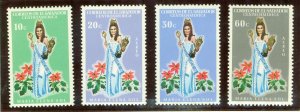 SALVADOR 820-1, C298-9 MNH BIN $1.50