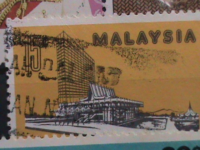​MALAYSIA STAMP:1965 FAMOUS PEOPLE AND PICTORIA STAMPS - USED VERY FINE #M-10