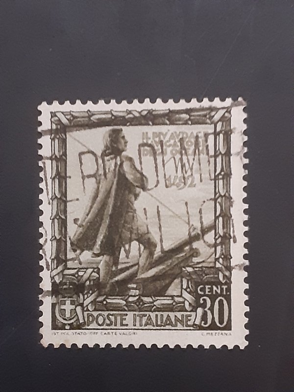 *Italy #403          Used