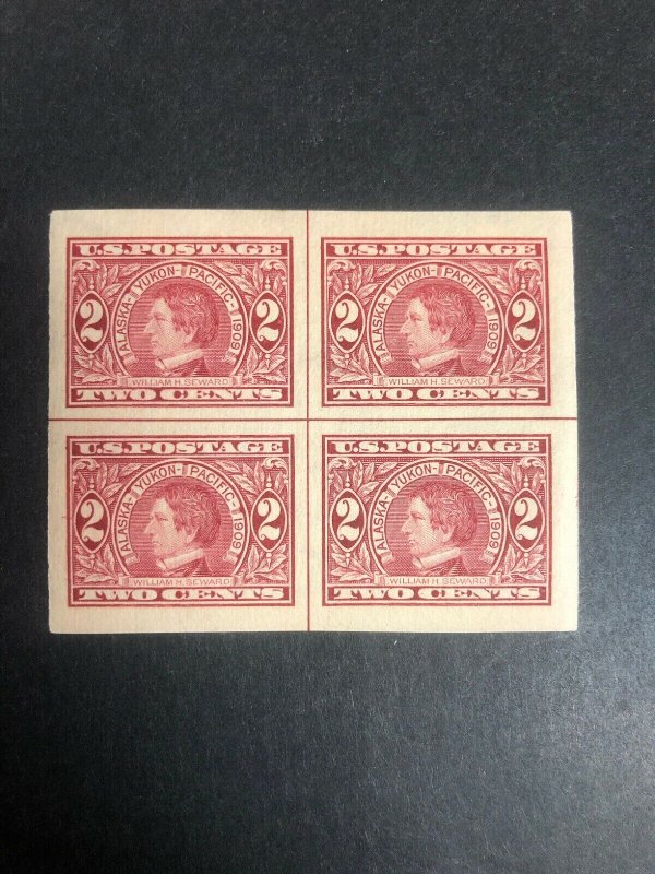 371 Centerline Block Of 4 Superb Jumbo Mint Never Hinged