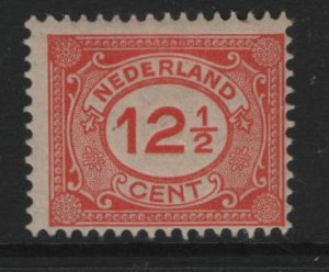 NETHERLANDS   108 MINT HINGED ISSUE OF 1922