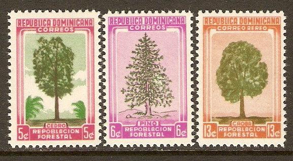 Dominican Rep. #471-2, C96 NH Reforestation Program