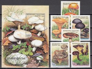 Togo, Scott cat. 1882O-1882T. Mushrooms issue and s/sheet.