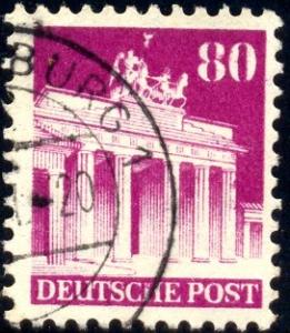 Brandenburg Gate, Berlin, Germany stamp SC#655 Used