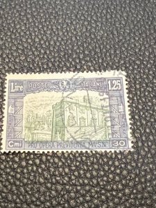 Italy B37 used