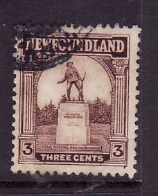 Newfoundland-Sc#133-used 3c brown War Memorial -1923-id#318-