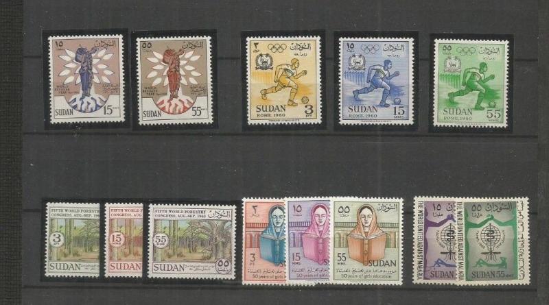 SUDAN LOT 5 SETS MNH