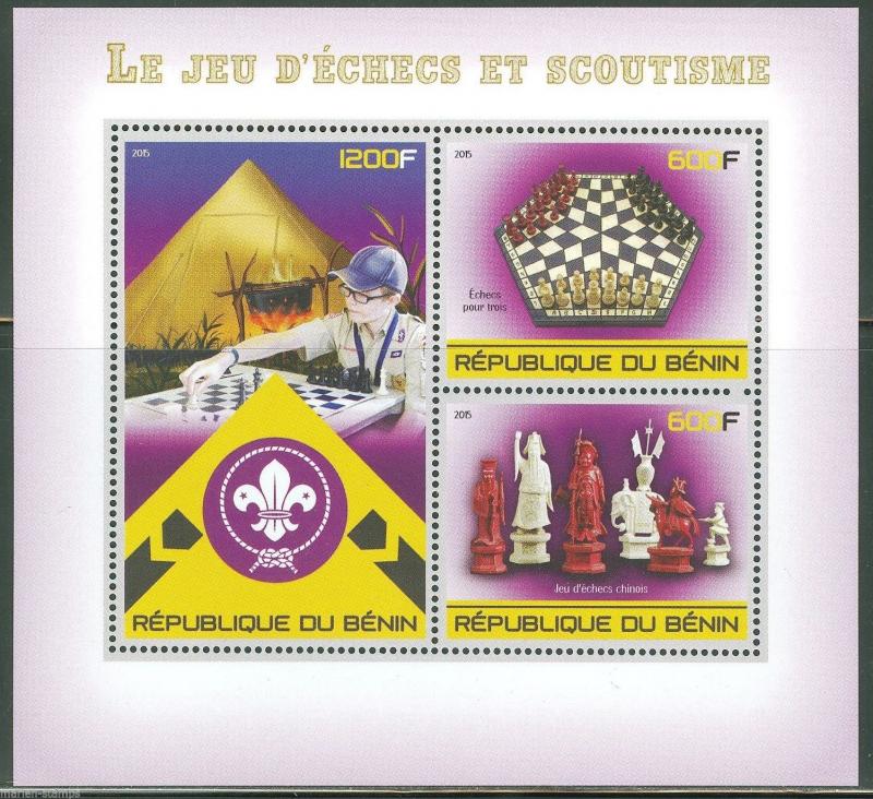 BENIN 2015 SCOUTS AND THE GAME OF CHESS  SHEET OF THREE STAMPS
