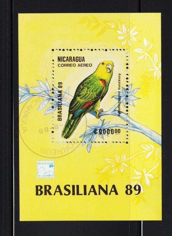 Yellow Crowned Amazon Bird - small Souvenir Sheet, Nicaragua u26