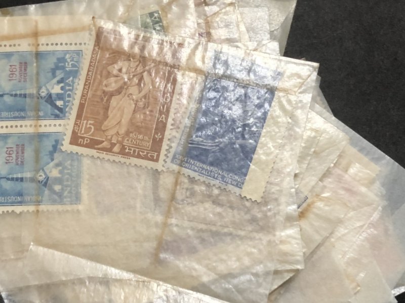 W.W. Stamps Very Nice New Zealand & Lots of Mint India + Very Old U.S