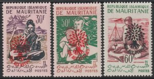 EDSROOM-17201 Mauritania 129-30, 132 MNH 1962 Complete Type II World Refugee Aid