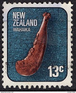 NEW ZEALAND 1975 QEII 13c Multicoloured, Maori Artifacts Wahaika-Hardwood Clu...