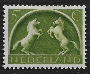 Netherlands #251 5c Rearing White Horses ~ MHR