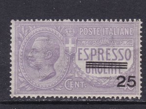 Italy Scott E9,  1917 25c surcharge on 40c Special Delivery, VF MNH.  Scott $100