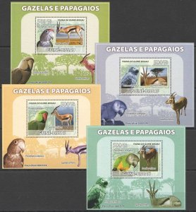 A0825 2008 Guinea-Bissau Fauna Birds Animals Gazellas Parrots 4 Lux Bl Mnh